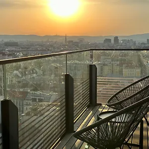 Apartment Panorama Sky I Rooftop Pool I Metro Station, Wien